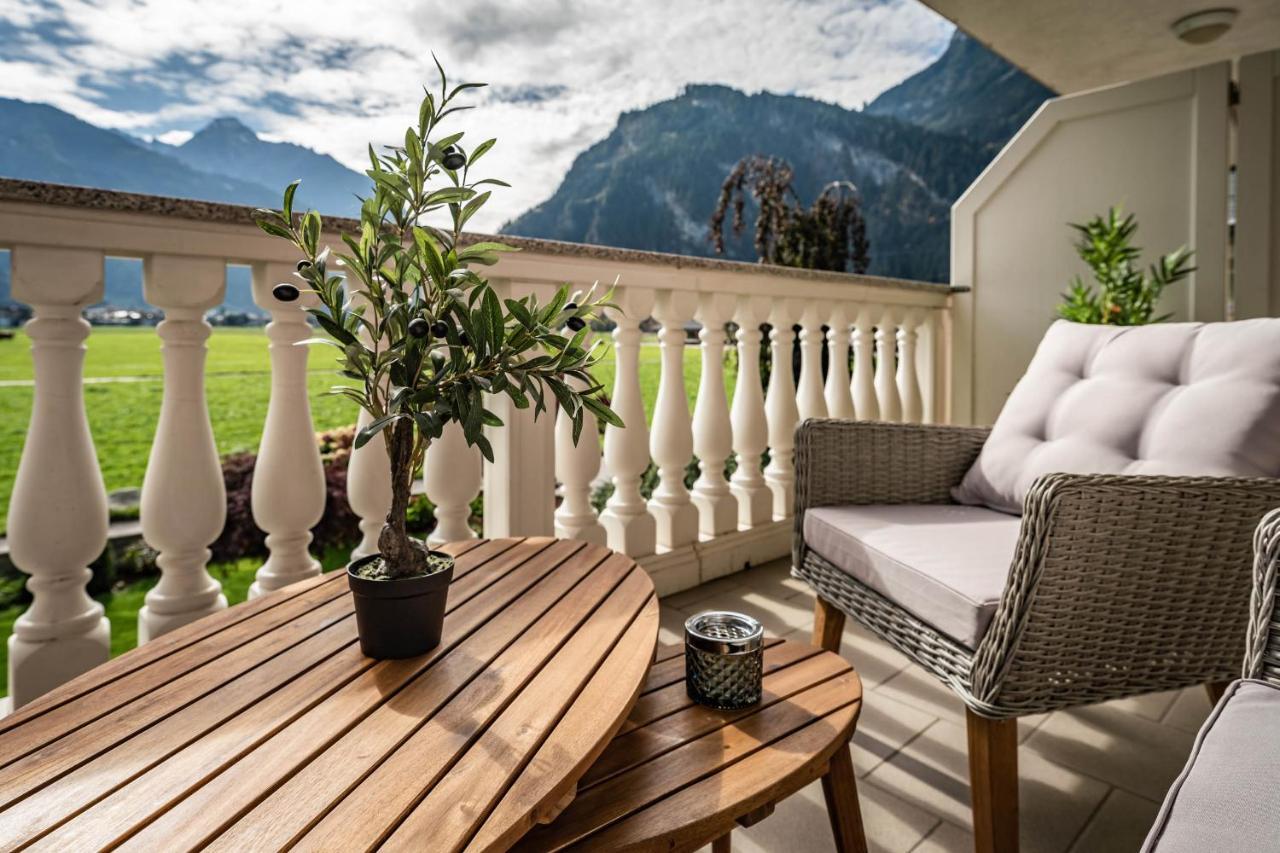 Gästehaus Wiesengrund&Apart Sporer Mayrhofen Exterior foto